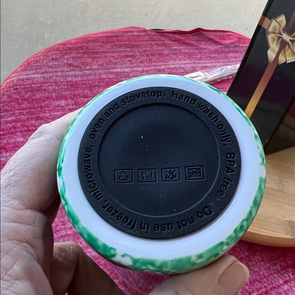 Fashion LV Tumbler - Picture 4 of 7